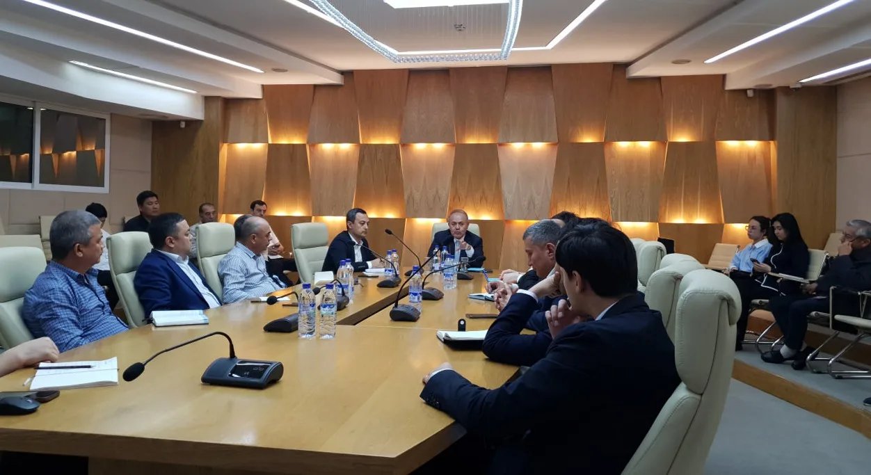 The “Uzsanoatqurilishmateriallari” Association hosted a discussion on the “Uzbekistan – 2030” Strategy